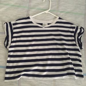 H&M blue and white striped top (CAN FIT SIZES S-L)